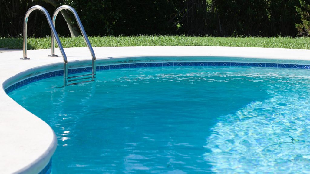 Fresh Pools and Spa